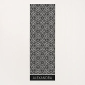Mandala Zwart Wit Patroon Naam Gepersonaliseerd Yogamat (Achterkant)