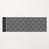 Mandala Zwart Wit Patroon Naam Gepersonaliseerd Yogamat (Voorkant (horizontaal))