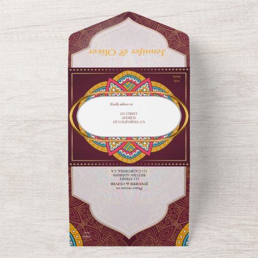 Mandalas op maroon achtergrond all in one uitnodiging (Buitenkant)
