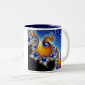 Mandelbrot Blue Double Spiral Fractal Tweekleurige Koffiemok (Voorkant rechts)