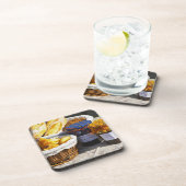 mandje met croissants en chocoladebrood. drankjes onderzetter (Rechterzijde)