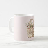 Mandje met rode rozen en roze lint koffiemok (Voorkant links)