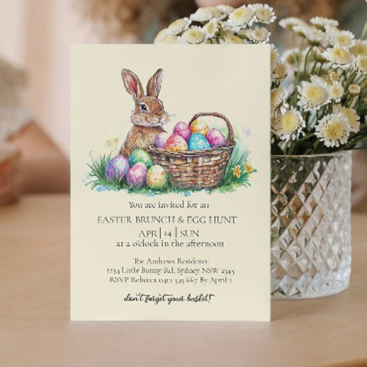 mandkonijn met decoratieve eieren en eierjacht kaart