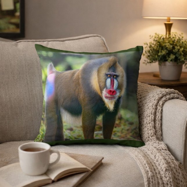 Mandrill Majesteit Sieraandekussen Kussen ("A touch of nature's artistry for your sofa"
)