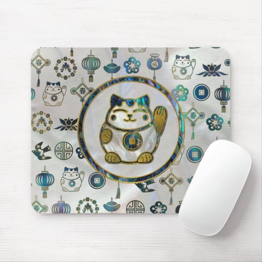 Maneki Neko Lucky cat op parels en op zeeoren Muismat (Met muis)