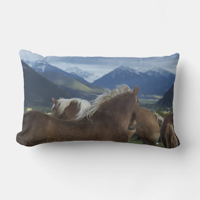 Manes & Mountains Kussen (Voorkant)