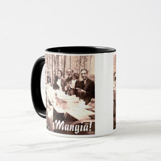 Mangia. Mok (Voorkant links)