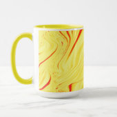 Mango crème, met gebogen rode of koraalslag mok (Links)