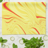 Mango crème, met gebogen rode of koraalslag theedoek (Gevouwen)