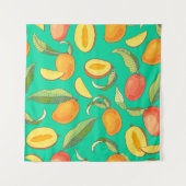 Mango Medley: Tropisch fruitpatroon Wandkleed (Voorkant (horizontaal))