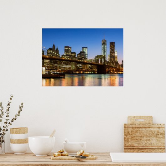 Manhattan and Brooklyn Bridge bij schemering Poster (Keuken)