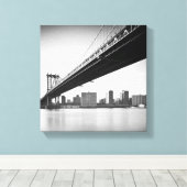 Manhattan Bridge and skyline, New York, VS. Canvas Afdruk (Insitu (Houten vloer))