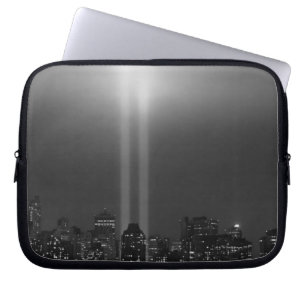 Manhattan skyline met 9/11, New York City Laptop Sleeve