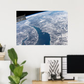 Manicouagan krater en de St. Lawrence rivier Poster (Thuiskantoor)