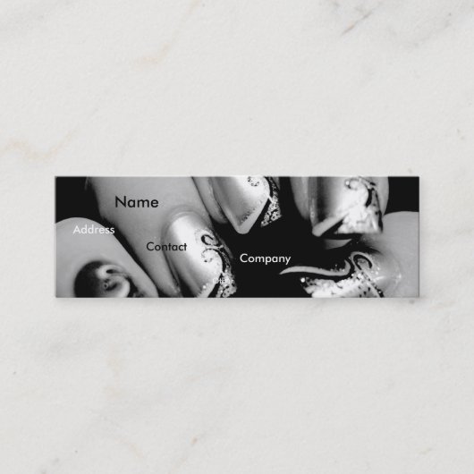 Manicuristische nagels in zwart-wit I Mini Visitekaartje (Voorkant)