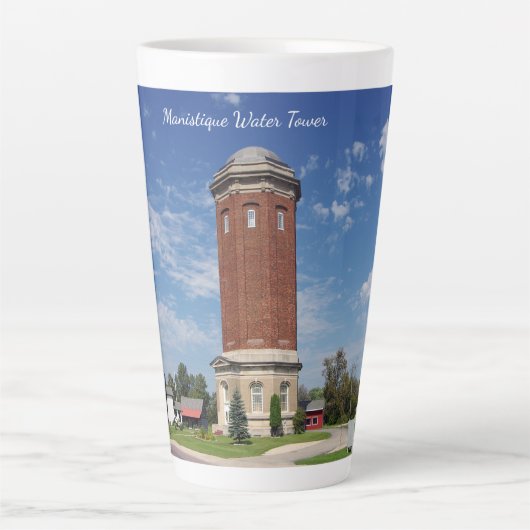 Manistique Water Tower Latte Mok (Voorkant)