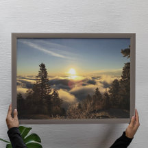 Manitou helt zonsopgang boven de wolken