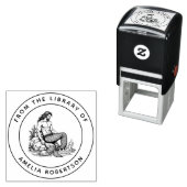 Manly Merman gebeeldhouwd Abs en Chain on Rocks Bo Zelfinktende Stempel (In situ)