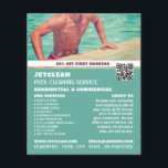Mannelijk Bather Portrait, Schoonmaken van zwembad Flyer<br><div class="desc">Mannelijke Bather Portret,  wimmerende Pool Cleaning Service Adverteren Flyer door de Visitekaartje Store.</div>