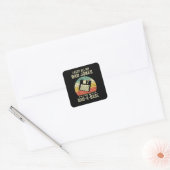 Mannelijke grappige vadergrappen in vaderbasis vierkante sticker (Envelop)