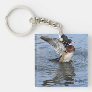 Mannelijke houthout sleutelhanger