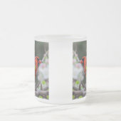 Mannelijke kardinaal in Springtime Matglas Koffiemok (Center)