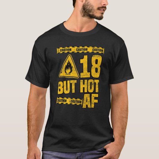Mannen 18e verjaardag 18 jaar, maar Hot Af Funny M T-shirt (Voorkant)