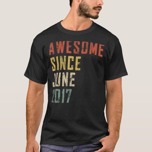 Mannen 5 jaar oud Geweldige sinds juni 2017 5e geb T-shirt (Voorkant)