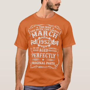 Mannen 70 jaar oude geschenken maart 1952 Man Myth T-shirt
