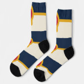 Mannen bemanningsleden sokken met de vlag van Tuls (Links)