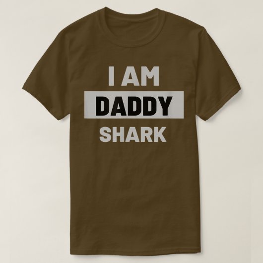 Mannen ben ik DADDY SHARKGift voor papa T-shirt (Design voorkant)