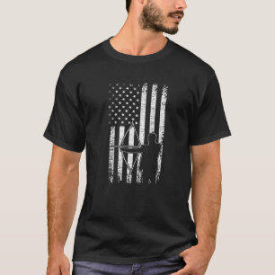Mannen boogschieten met Amerikaanse vlag voor BOW T-shirt