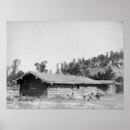 Mannen buiten Log Cabin in South Dakota Poster (Voorkant)
