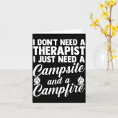Mannen camping kampvuur kamperen leven bos kampeer kaart (Gele Bloem)