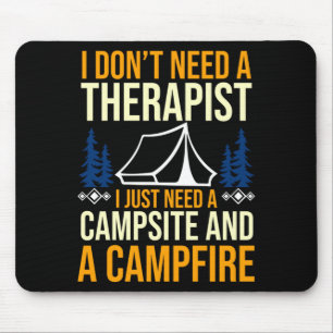 Mannen camping kampvuur kamperen leven bos kampeer muismat
