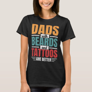 Mannen Dads met loopvlakken en Tattoos met een Tat T-shirt