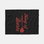 Mannen Dart Player Cool citeert de koning der kuns Fleece Deken (Voorkant (Horizontaal))