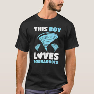 Mannen Deze jongen houdt van Tornardoes Meteorolog T-shirt