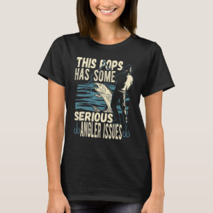 Mannen Deze Pop heeft zwaardere problemen bij het T-shirt