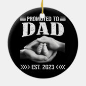 Mannen die in 2023 naar pap zijn gepromoot om binn keramisch ornament (Achterkant)