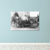Mannen die olifanten in India fotograferenIndia Canvas Afdruk (Insitu (Houten vloer))