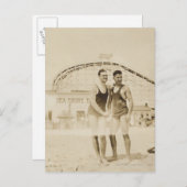 Mannen die op strand staan briefkaart (Voorkant / Achterkant)