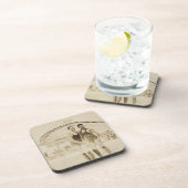 Mannen die op strand staan drankjes onderzetter (Rechterzijde)