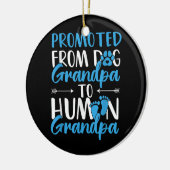 Mannen die worden bevorderd van honden naar grootp keramisch ornament (Links)