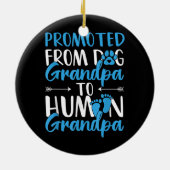 Mannen die worden bevorderd van honden naar grootp keramisch ornament (Achterkant)