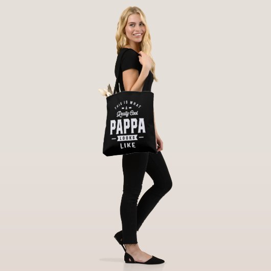 Mannen dit is wat een echte Cool Pappa Gift Tote Bag (Op model)