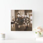 Mannen Drink Beer Foto Saloon Bar 1890 Vierkante Klok (Huis)