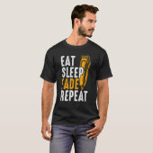 Mannen Eat Sleep Fade Herhaal Barber Barbershop T-shirt (Voorkant volledig)