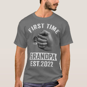Mannen Eerste Opa Oost 2022 s, Zwangerschap Anno T-shirt