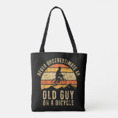 Mannen fietsen zijn nooit onderschatten tote bag (Achterkant)